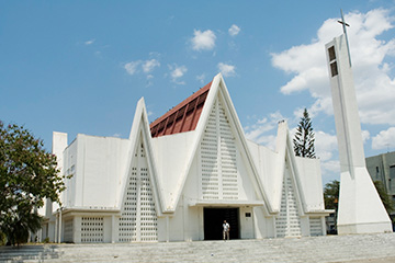 利比里亚里弗塞斯机场三字代码(RVC),里弗塞斯机场(Rivercess airport)四字码,利比里亚机场三字码查询